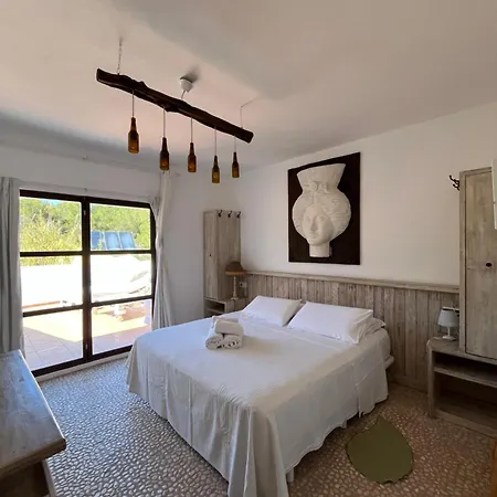 Boutique Hostal La Curandera De Salinas Sant Francesc de s'Estany Exterior photo