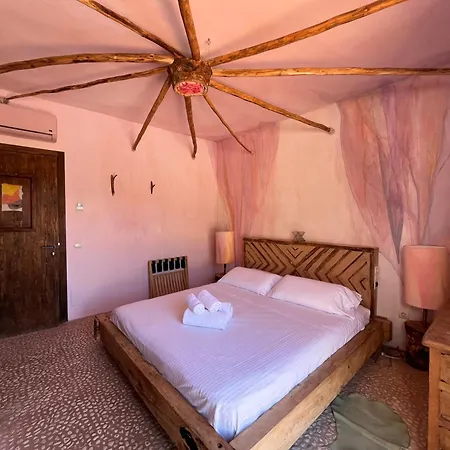 Boutique Hostal La Curandera De Salinas Sant Francesc de s'Estany Exterior photo